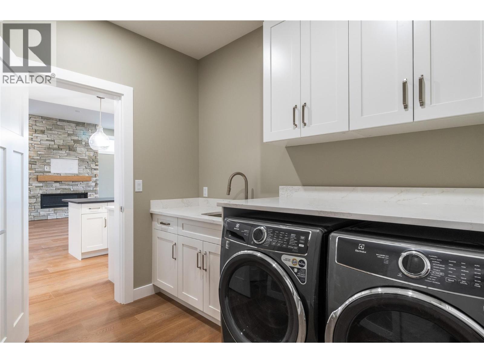 1905 35 Street Ne, Salmon Arm, British Columbia  V1E 1M9 - Photo 29 - 10381019