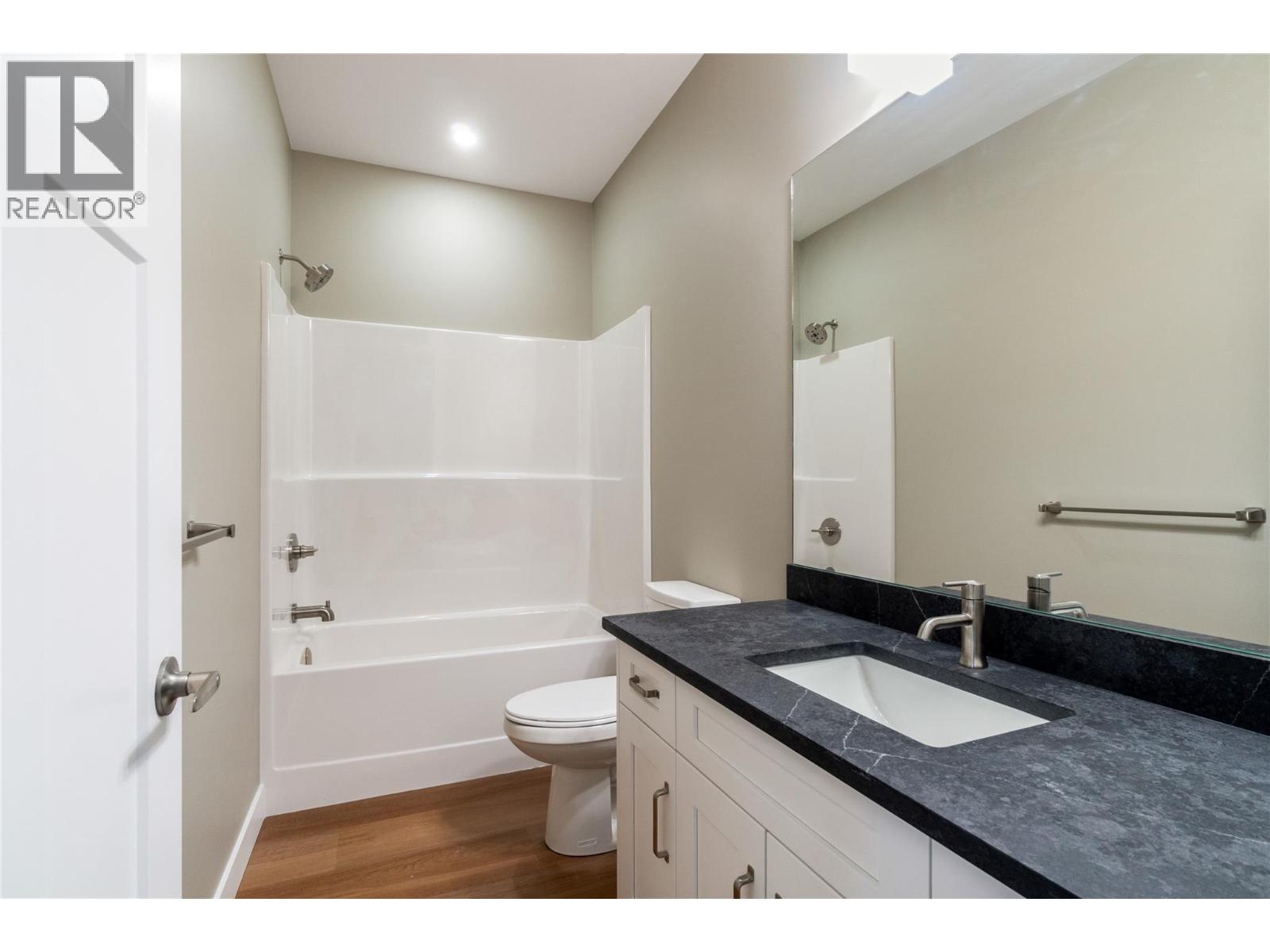 1905 35 Street Ne, Salmon Arm, British Columbia  V1E 1M9 - Photo 41 - 10381019