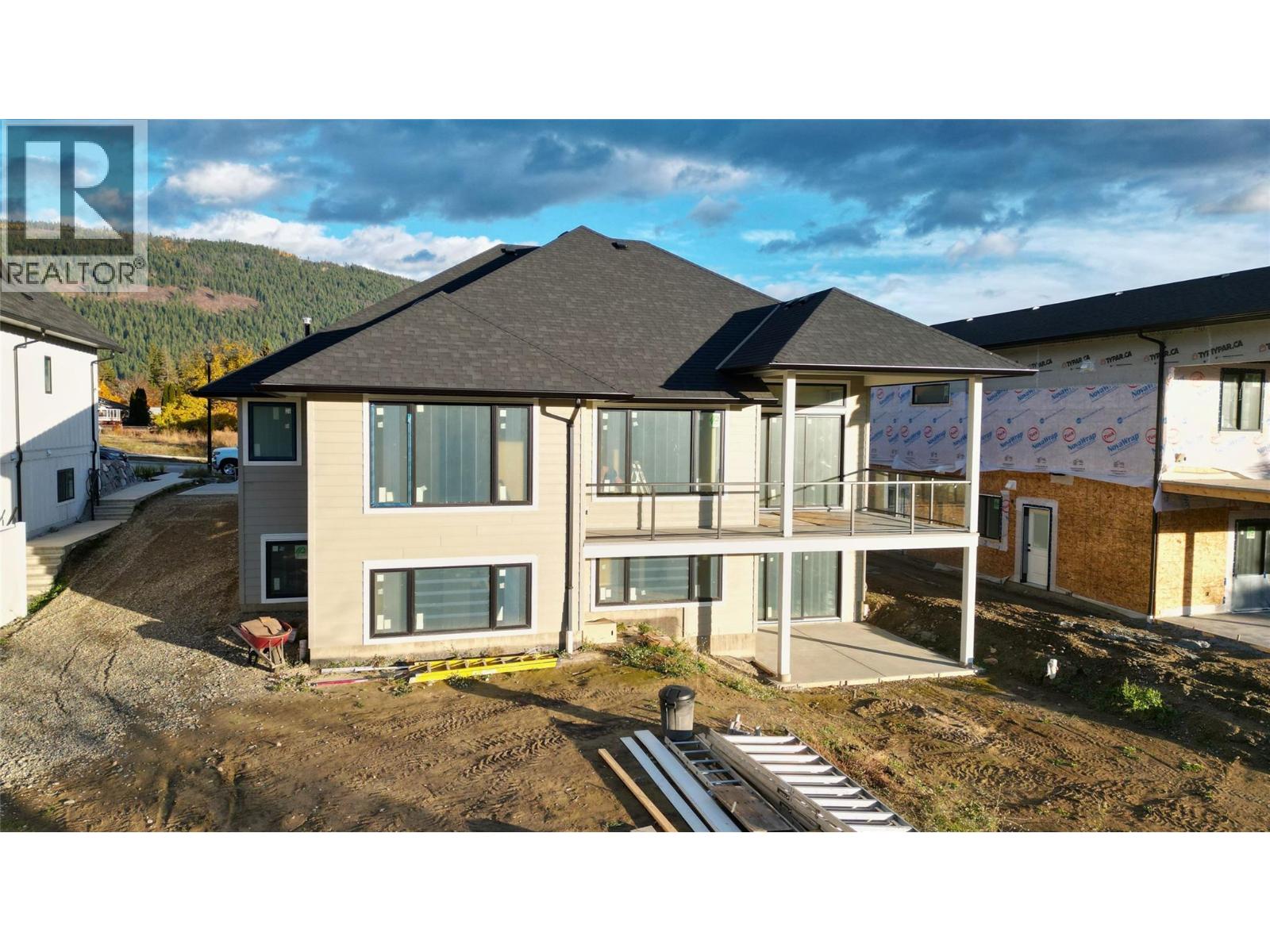 1905 35 Street Ne, Salmon Arm, British Columbia  V1E 1M9 - Photo 45 - 10381019