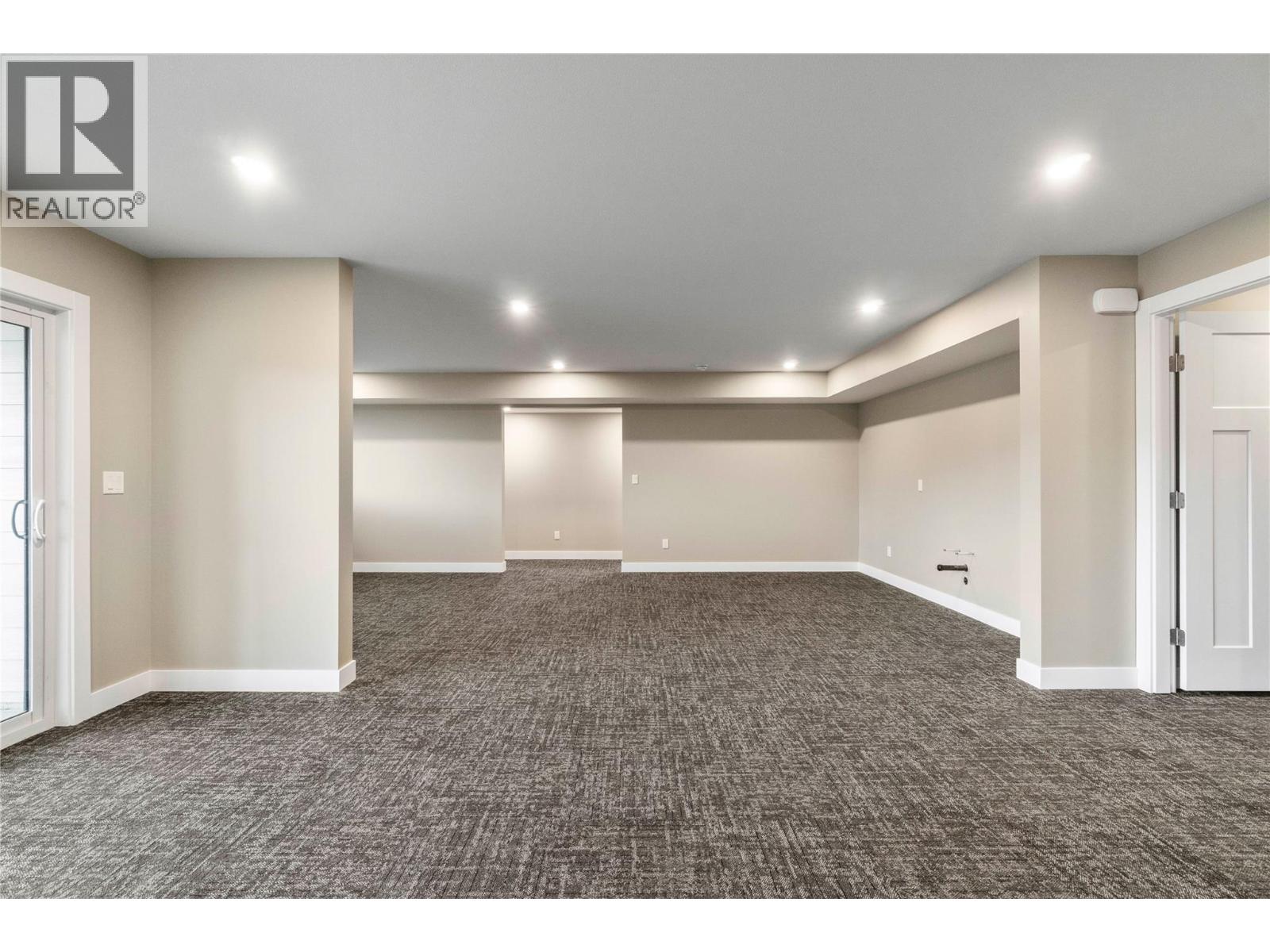 1905 35 Street Ne, Salmon Arm, British Columbia  V1E 1M9 - Photo 50 - 10381019