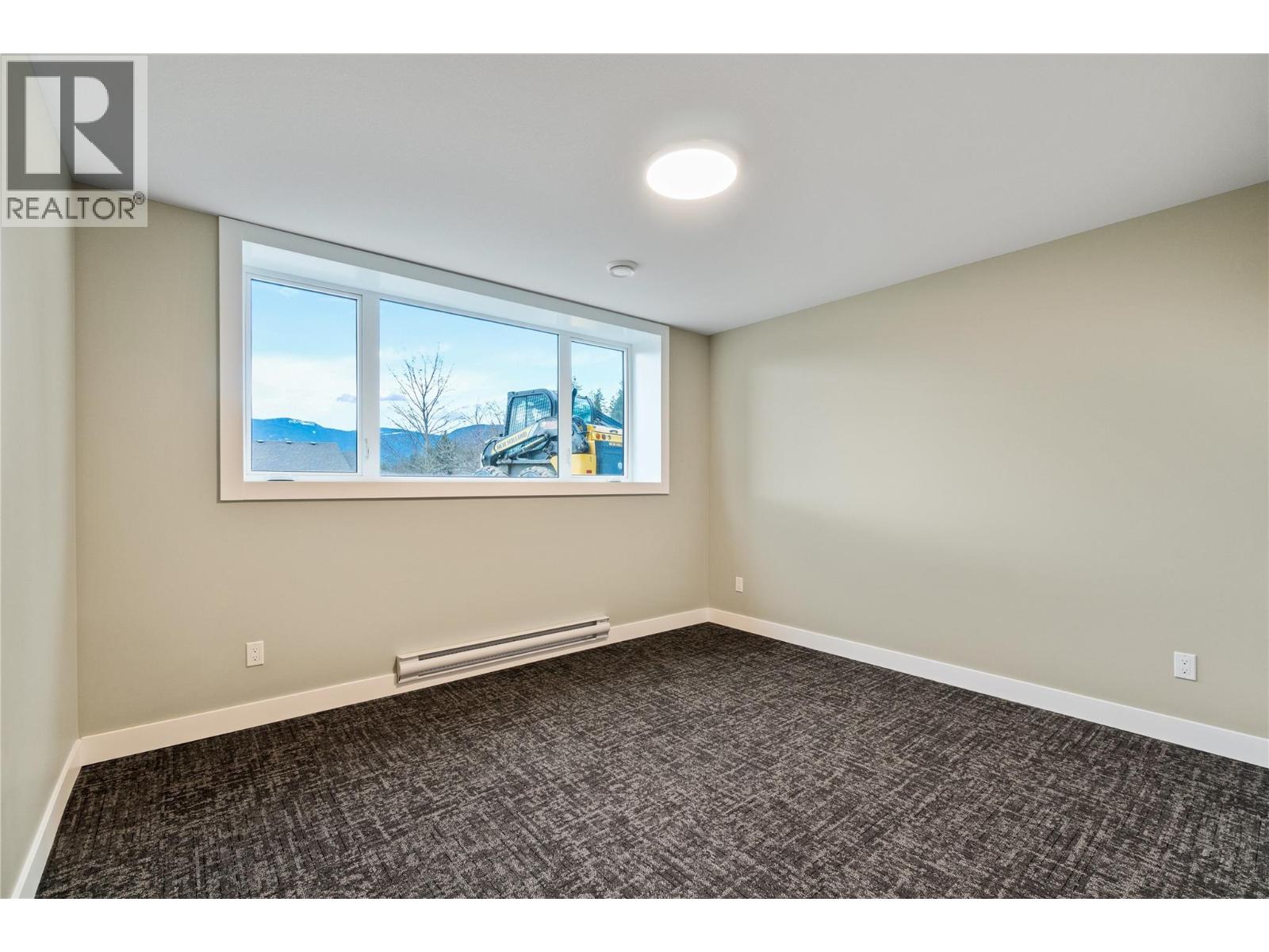 1905 35 Street Ne, Salmon Arm, British Columbia  V1E 1M9 - Photo 54 - 10381019