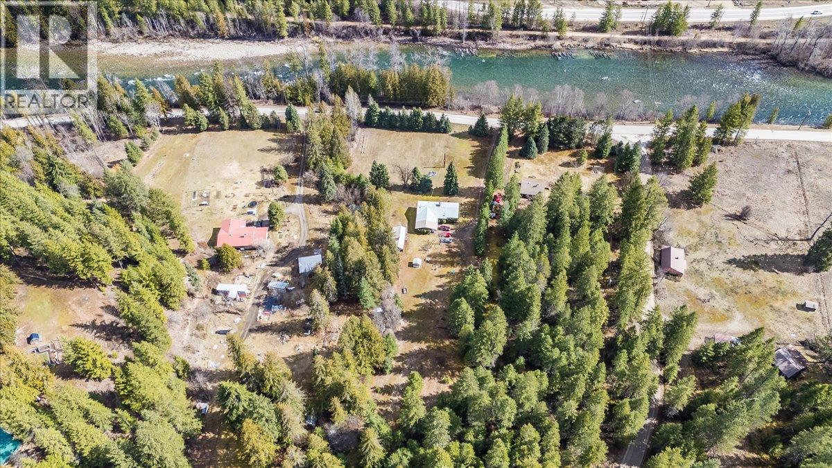 5641 Slocan River Road, Winlaw, British Columbia  V0G 2J0 - Photo 19 - 10381035