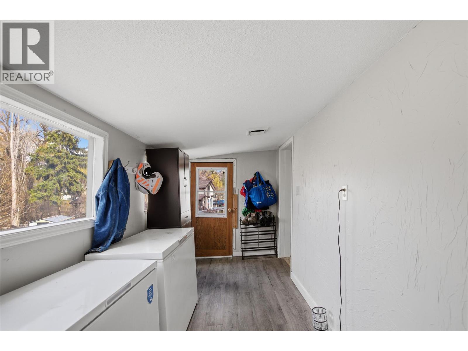 1915 Shumway Road, Kamloops, British Columbia  V2C 6T7 - Photo 12 - 10381020