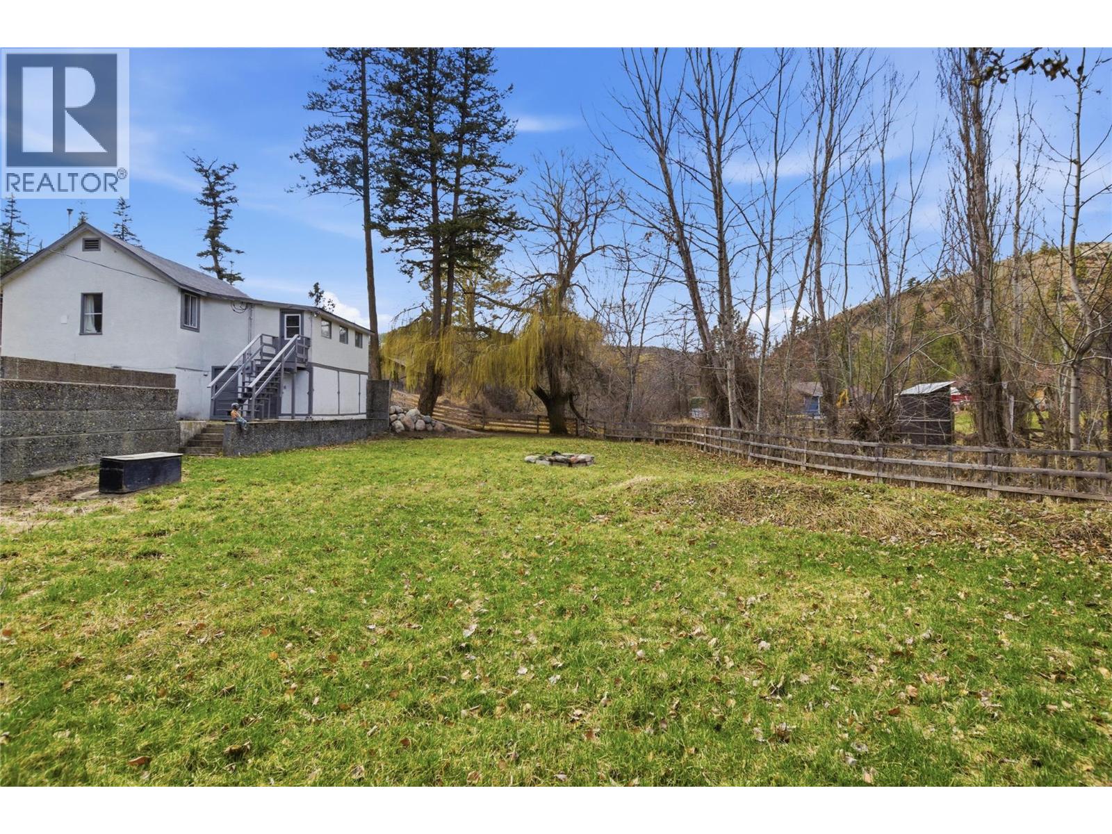 1915 Shumway Road, Kamloops, British Columbia  V2C 6T7 - Photo 17 - 10381020