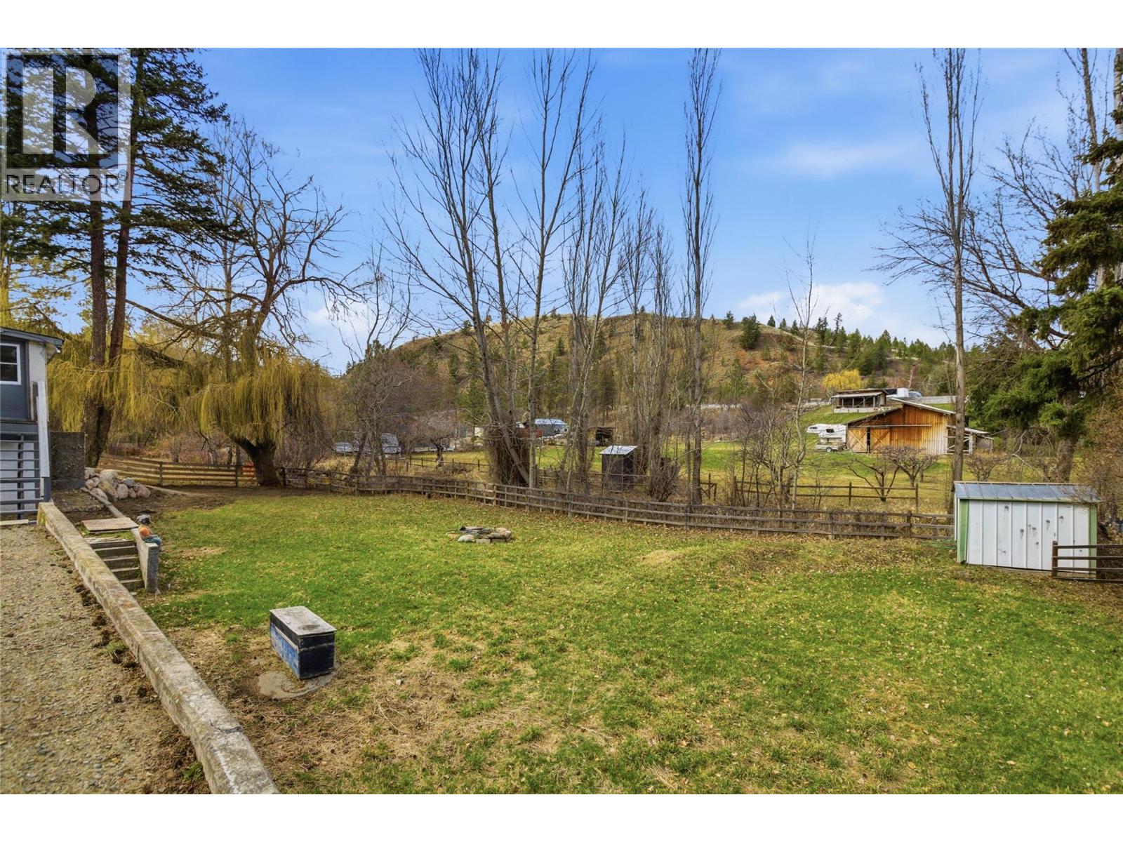 1915 Shumway Road, Kamloops, British Columbia  V2C 6T7 - Photo 18 - 10381020