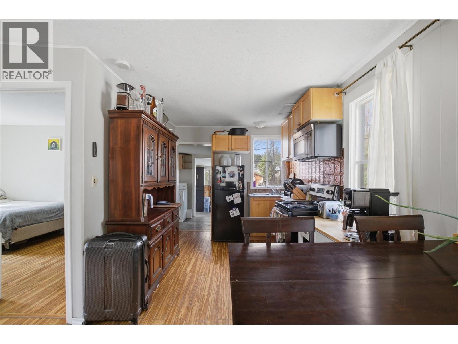 1915 Shumway Road, Kamloops, British Columbia  V2C 6T7 - Photo 7 - 10381020