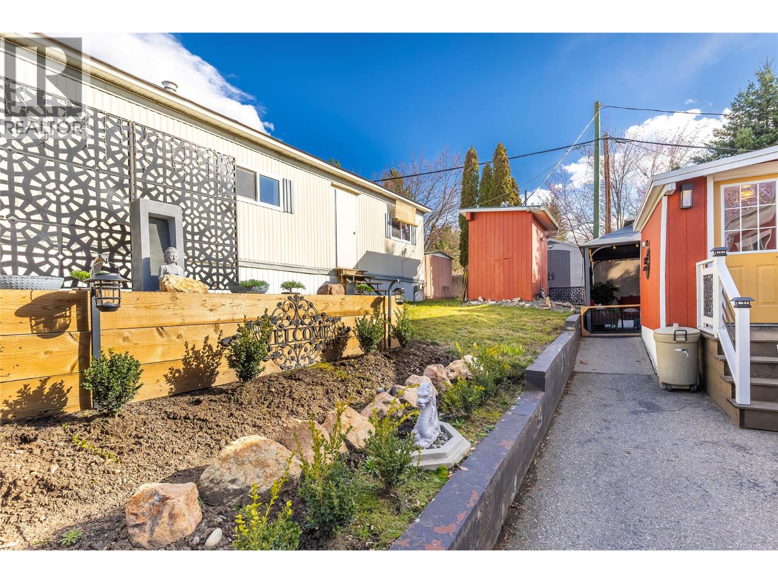 15401 Kalamalka Lake Road Unit# 98, Vernon, British Columbia  V1B 1Z3 - Photo 3 - 10380871