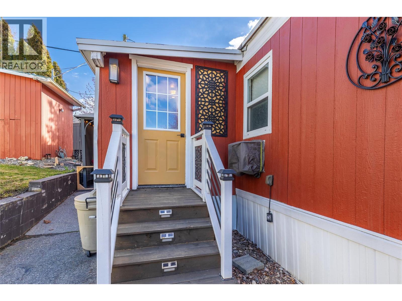 15401 Kalamalka Lake Road Unit# 98, Vernon, British Columbia  V1B 1Z3 - Photo 4 - 10380871