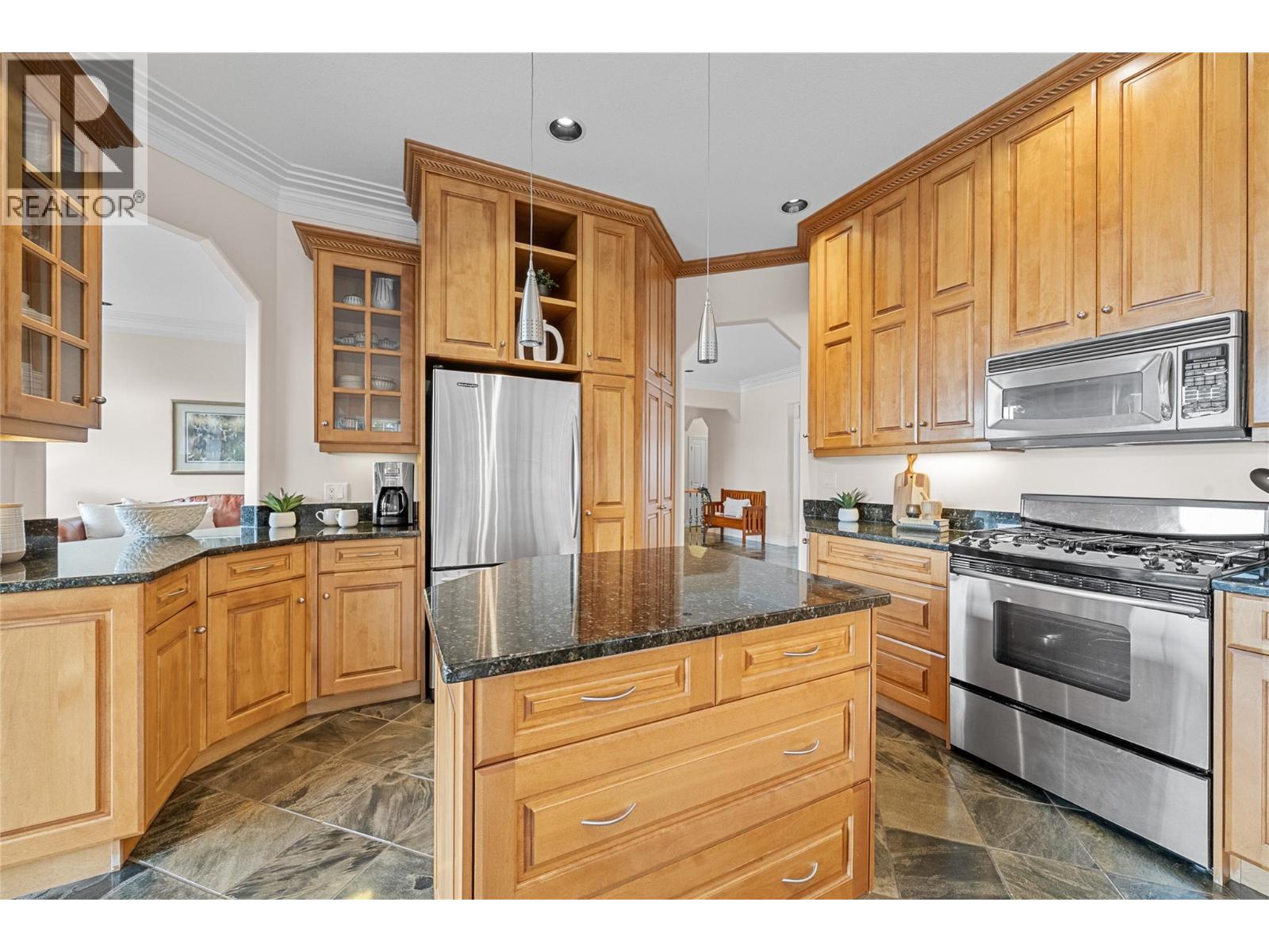 3676 Mcbride Road, Blind Bay, British Columbia  V0E 1H1 - Photo 18 - 10380658