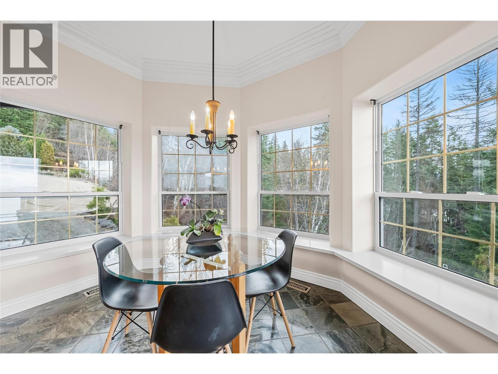 3676 Mcbride Road, Blind Bay, British Columbia  V0E 1H1 - Photo 19 - 10380658