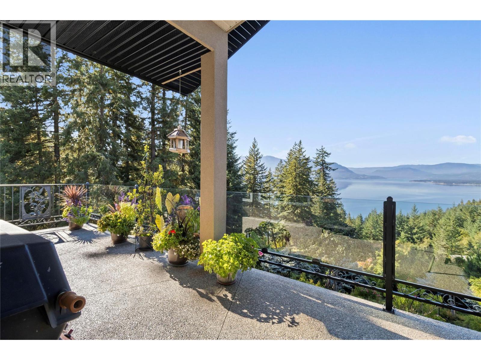 3676 Mcbride Road, Blind Bay, British Columbia  V0E 1H1 - Photo 22 - 10380658