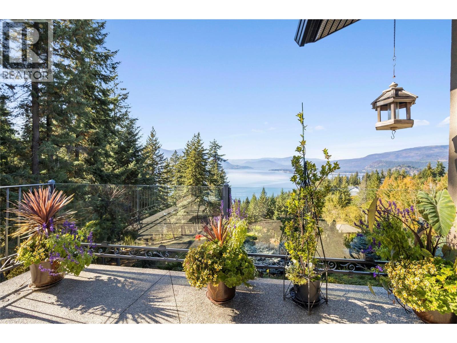 3676 Mcbride Road, Blind Bay, British Columbia  V0E 1H1 - Photo 23 - 10380658