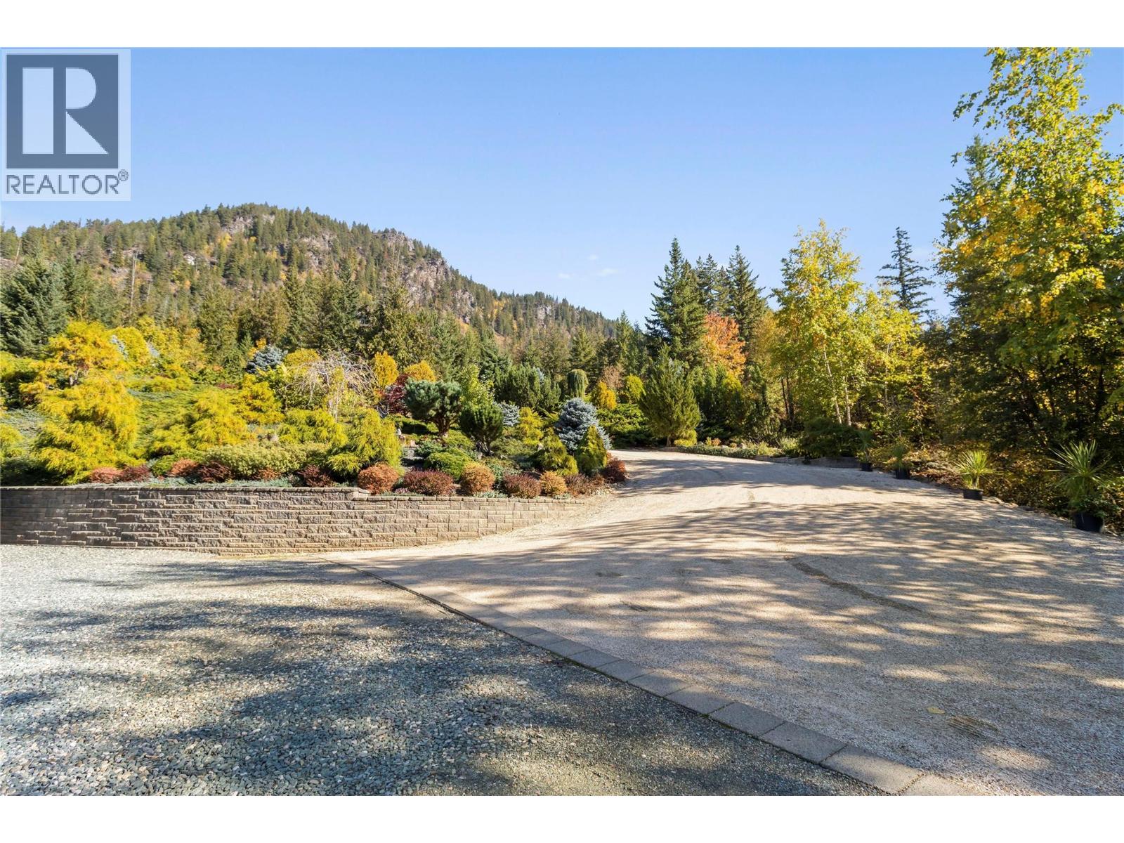 3676 Mcbride Road, Blind Bay, British Columbia  V0E 1H1 - Photo 87 - 10380658