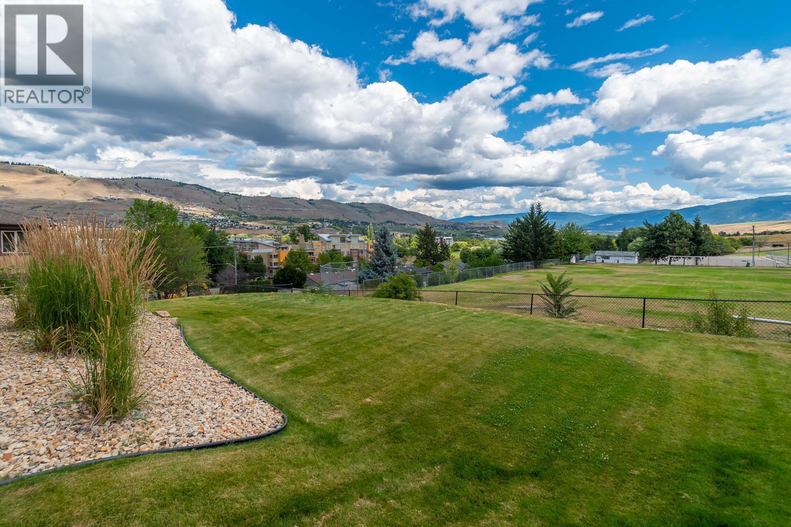 1025 Longacre Place, Vernon, British Columbia  V1H 1H7 - Photo 12 - 10374660