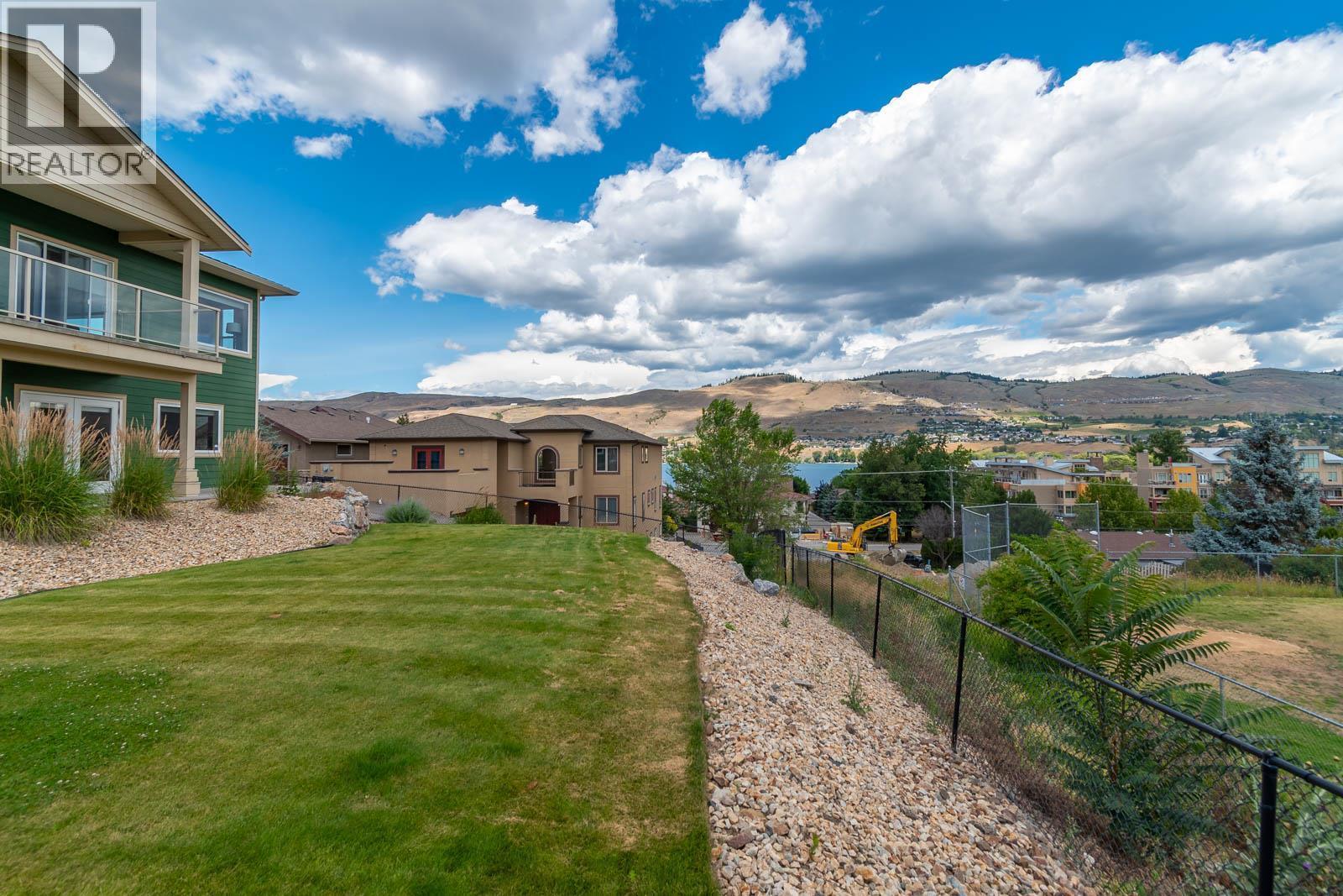 1025 Longacre Place, Vernon, British Columbia  V1H 1H7 - Photo 14 - 10374660