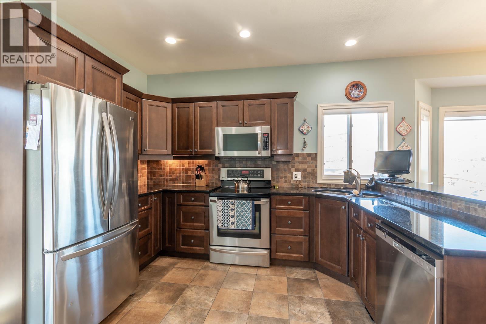 1025 Longacre Place, Vernon, British Columbia  V1H 1H7 - Photo 33 - 10374660