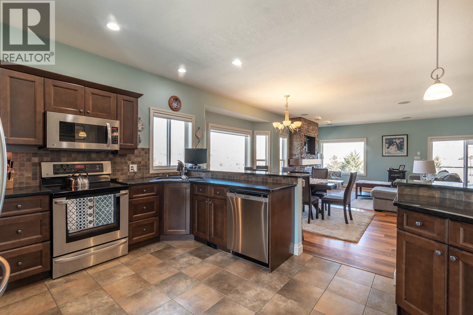 1025 Longacre Place, Vernon, British Columbia  V1H 1H7 - Photo 34 - 10374660