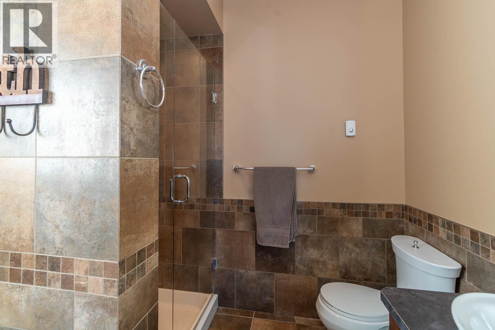 1025 Longacre Place, Vernon, British Columbia  V1H 1H7 - Photo 47 - 10374660