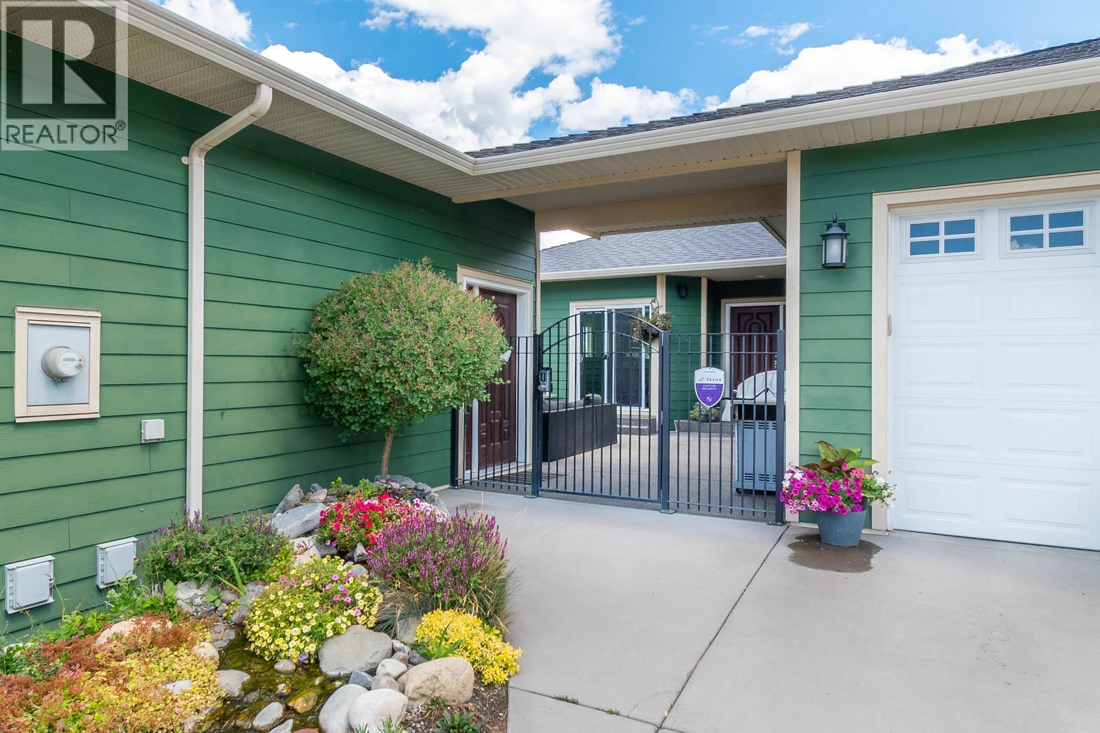 1025 Longacre Place, Vernon, British Columbia  V1H 1H7 - Photo 7 - 10374660