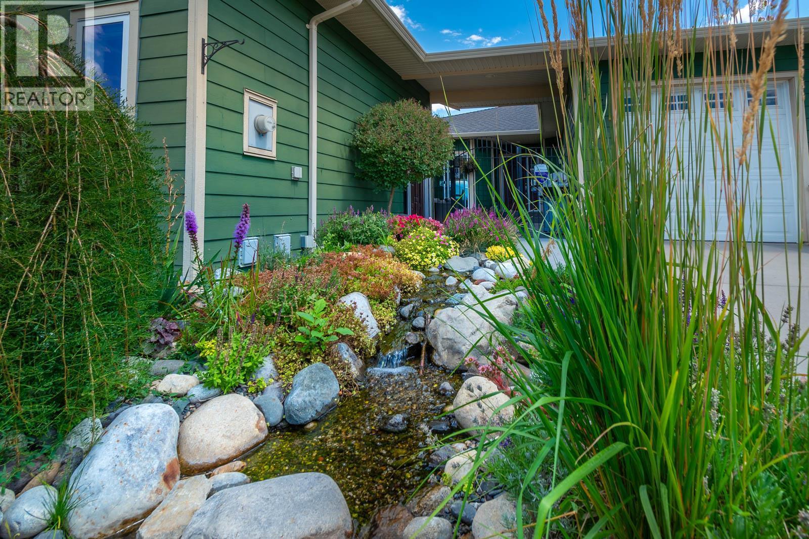 1025 Longacre Place, Vernon, British Columbia  V1H 1H7 - Photo 8 - 10374660