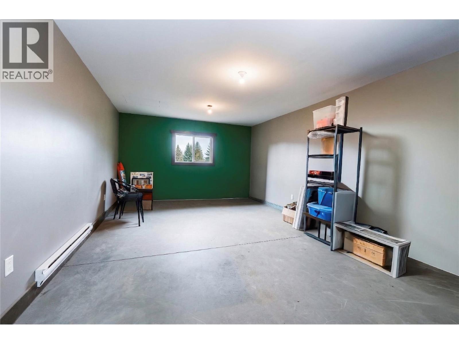 5311 30 Avenue Nw, Salmon Arm, British Columbia  V1E 3A9 - Photo 4 - 10381042