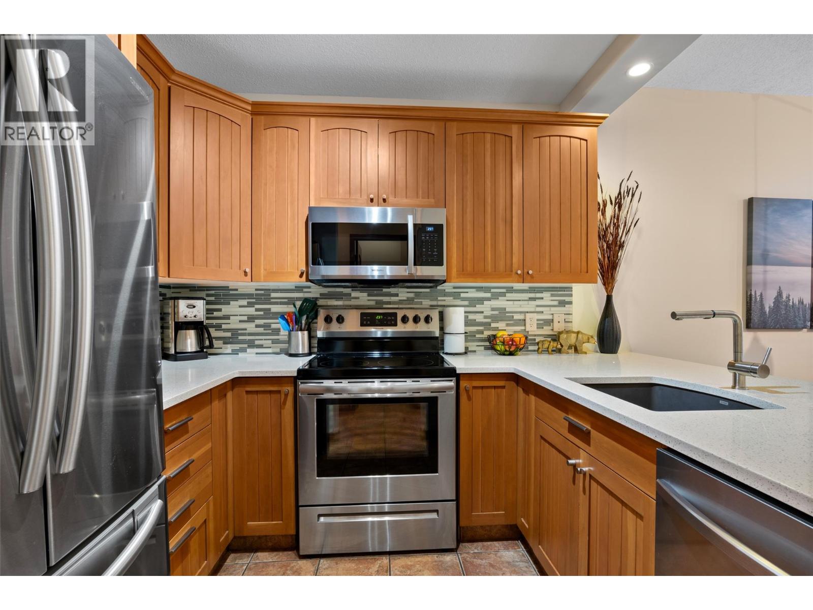 5000 Sun Peaks Road Unit# 35, Sun Peaks, British Columbia  V0E 5N0 - Photo 4 - 10380896