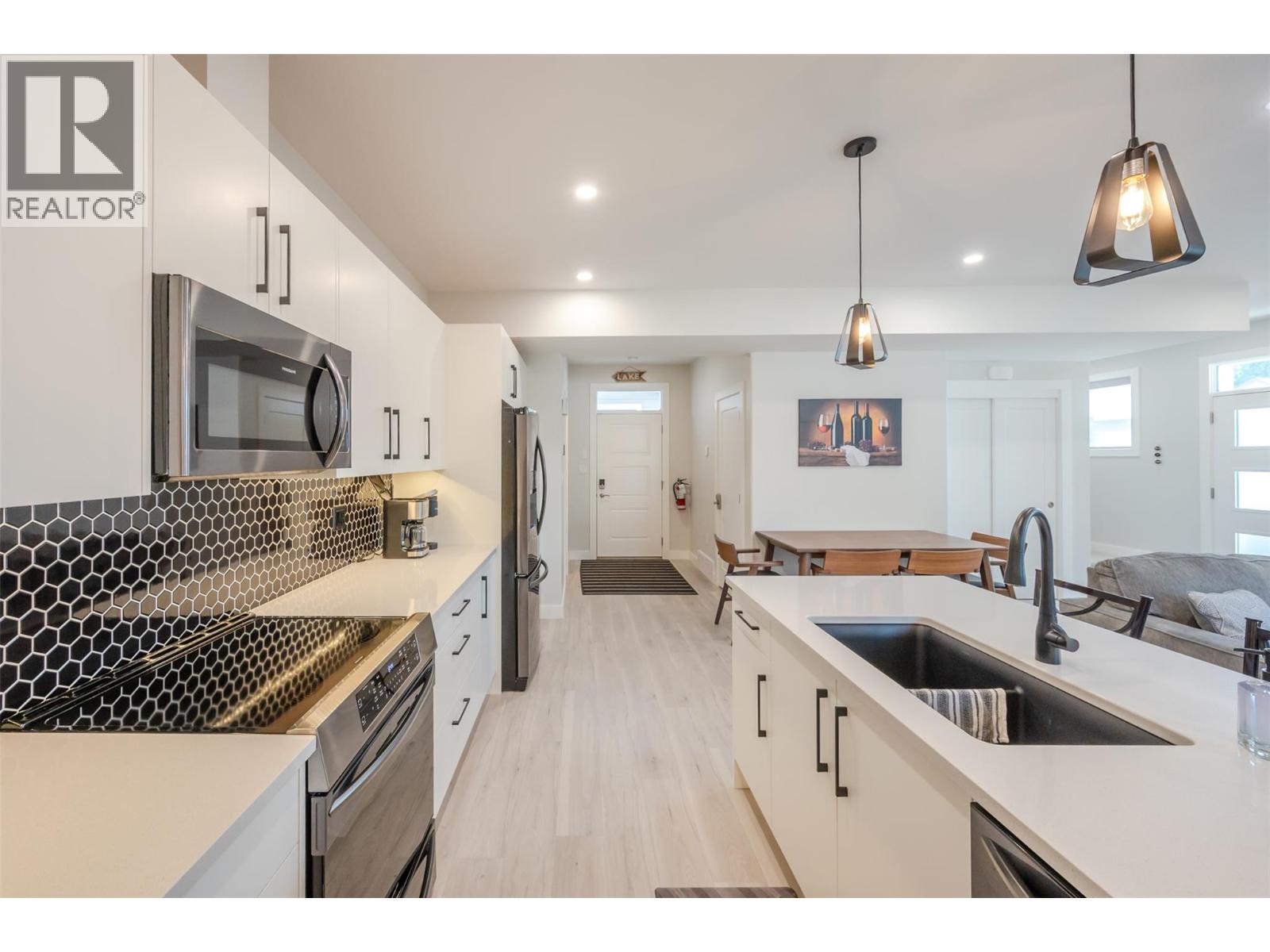 547 Westminster Avenue Unit# 101, Penticton, British Columbia  V2A 1K4 - Photo 17 - 10381010