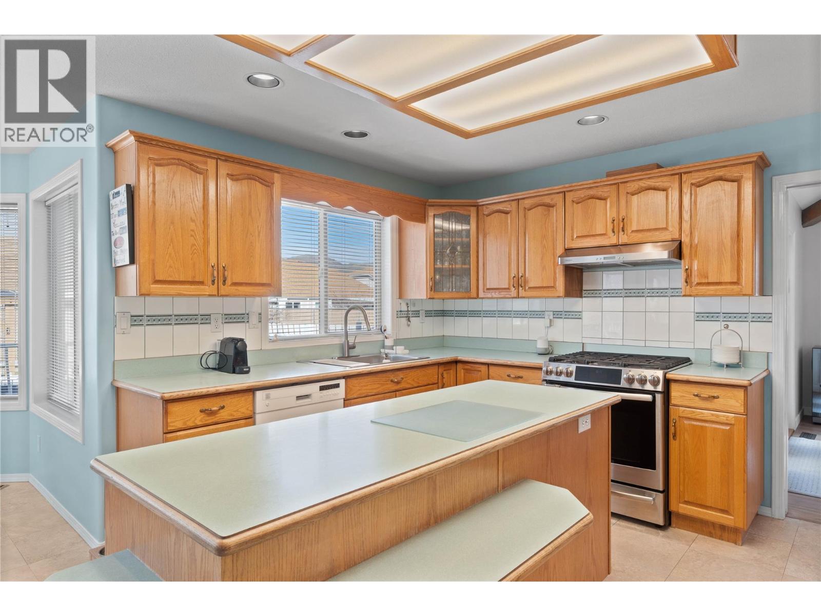 1153 14th Street, Kamloops, British Columbia  V2B 8K7 - Photo 12 - 10381034