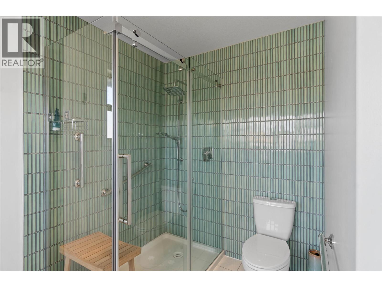 1153 14th Street, Kamloops, British Columbia  V2B 8K7 - Photo 18 - 10381034