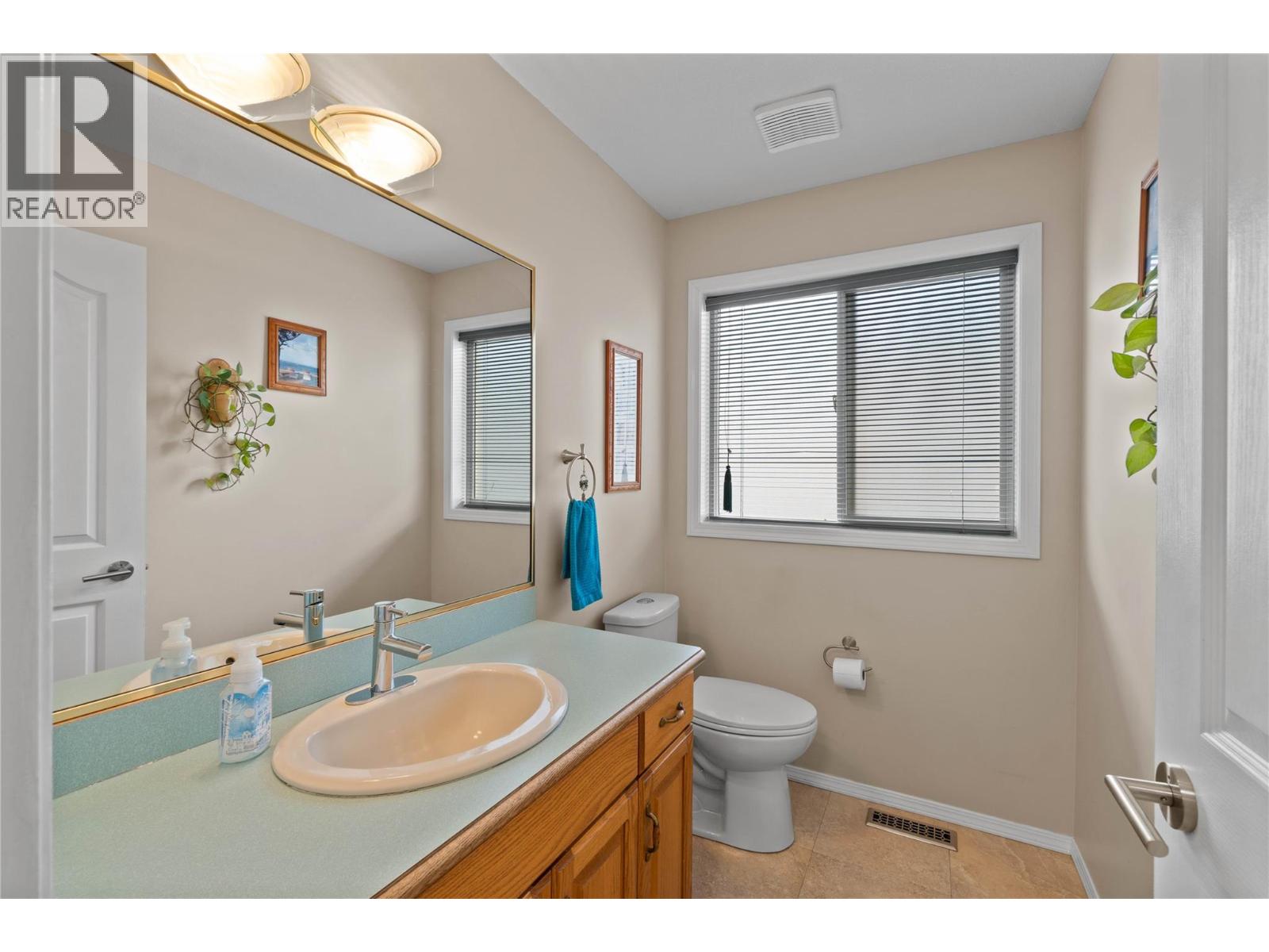 1153 14th Street, Kamloops, British Columbia  V2B 8K7 - Photo 28 - 10381034