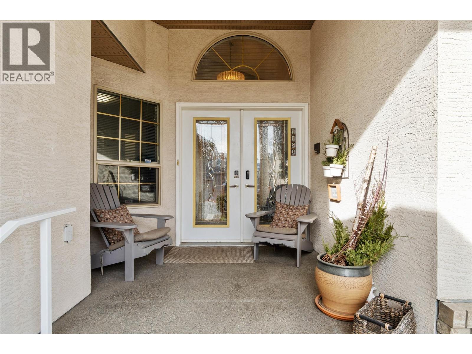 1153 14th Street, Kamloops, British Columbia  V2B 8K7 - Photo 3 - 10381034