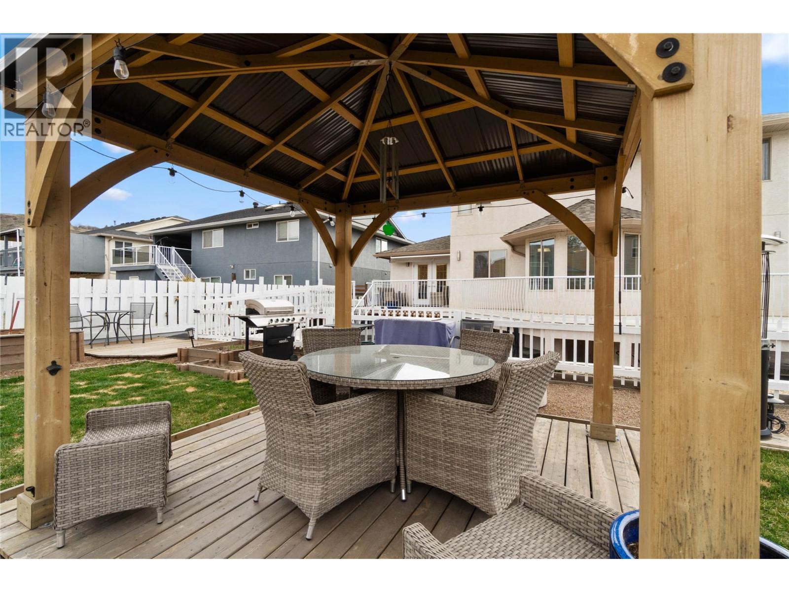 1153 14th Street, Kamloops, British Columbia  V2B 8K7 - Photo 38 - 10381034