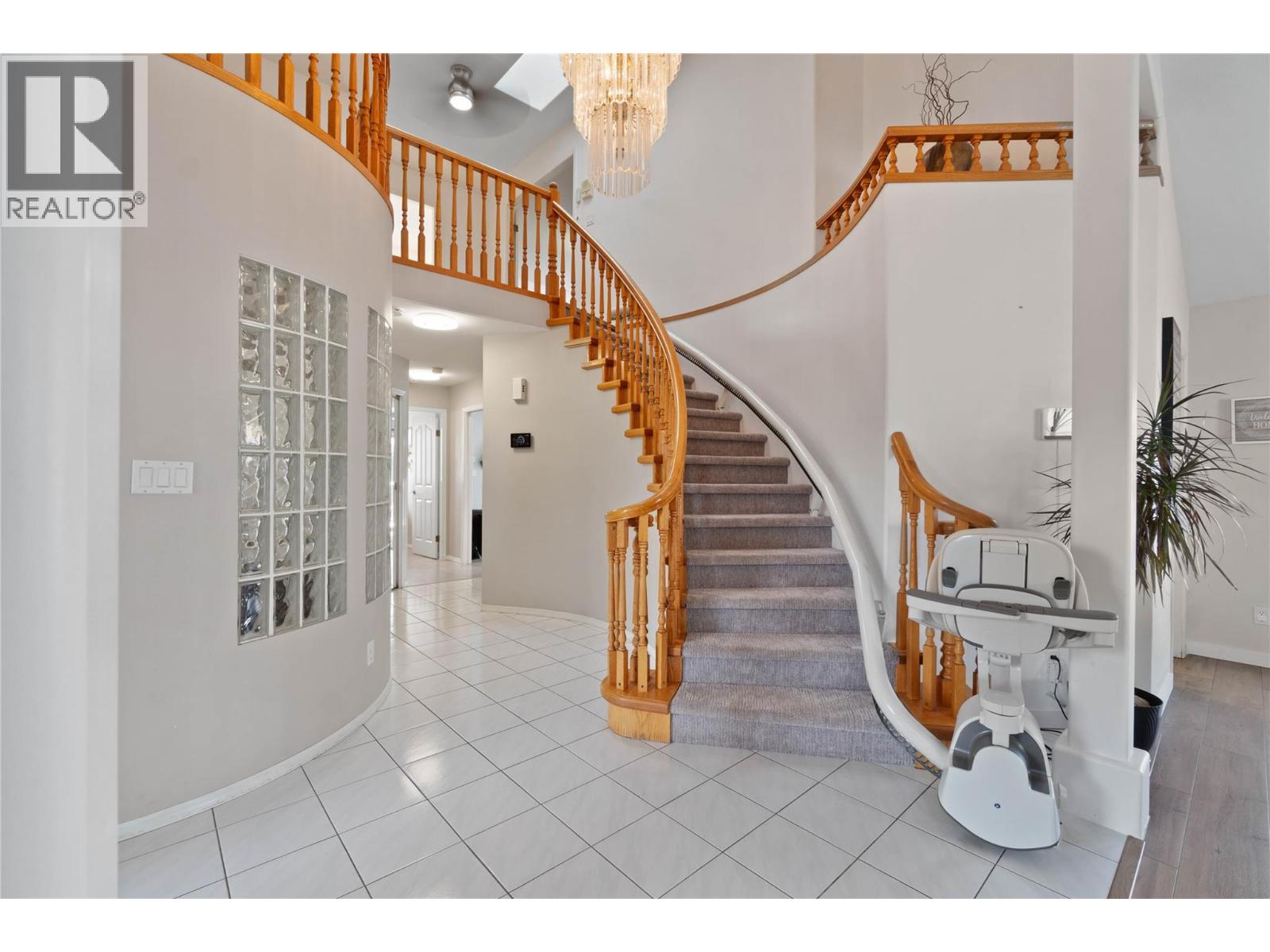 1153 14th Street, Kamloops, British Columbia  V2B 8K7 - Photo 6 - 10381034