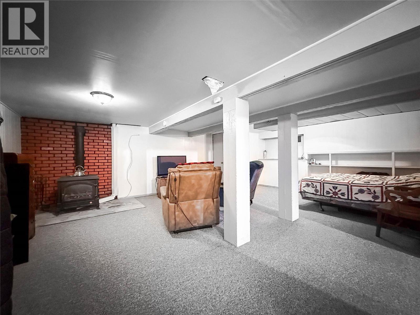 510 10th Avenue, Montrose, British Columbia  V0G 1P0 - Photo 36 - 10380818