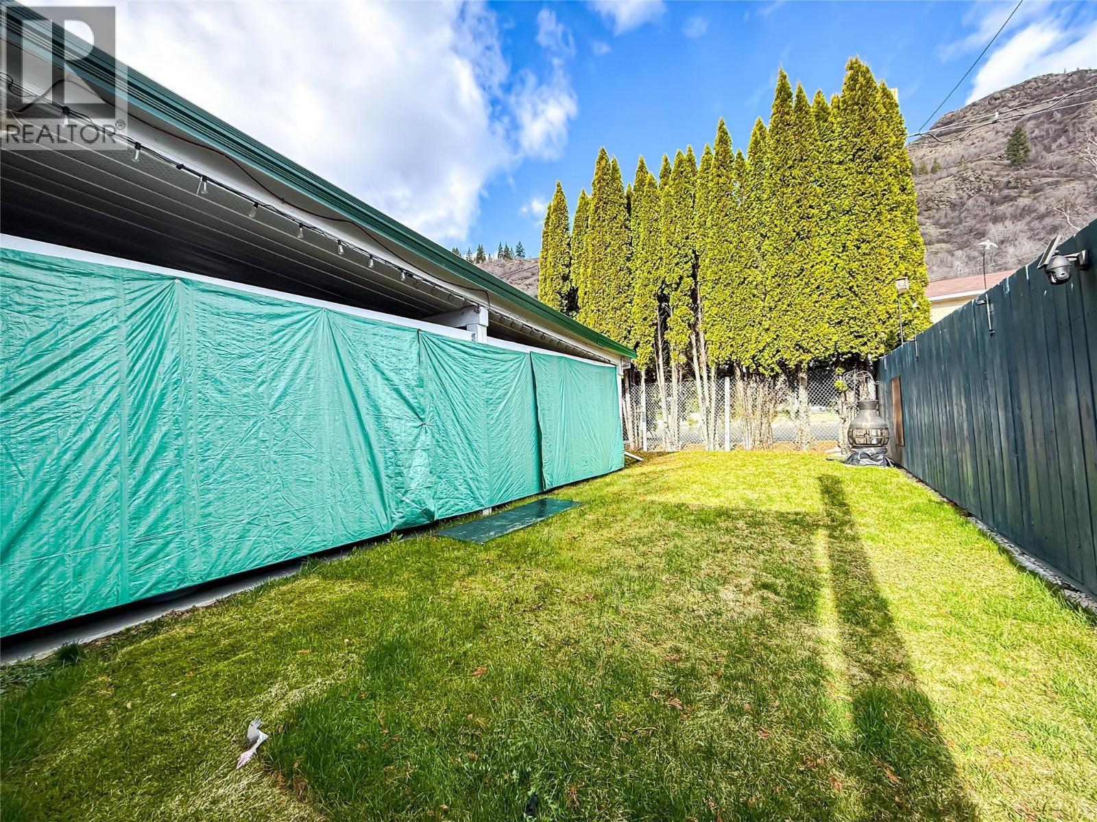 510 10th Avenue, Montrose, British Columbia  V0G 1P0 - Photo 51 - 10380818