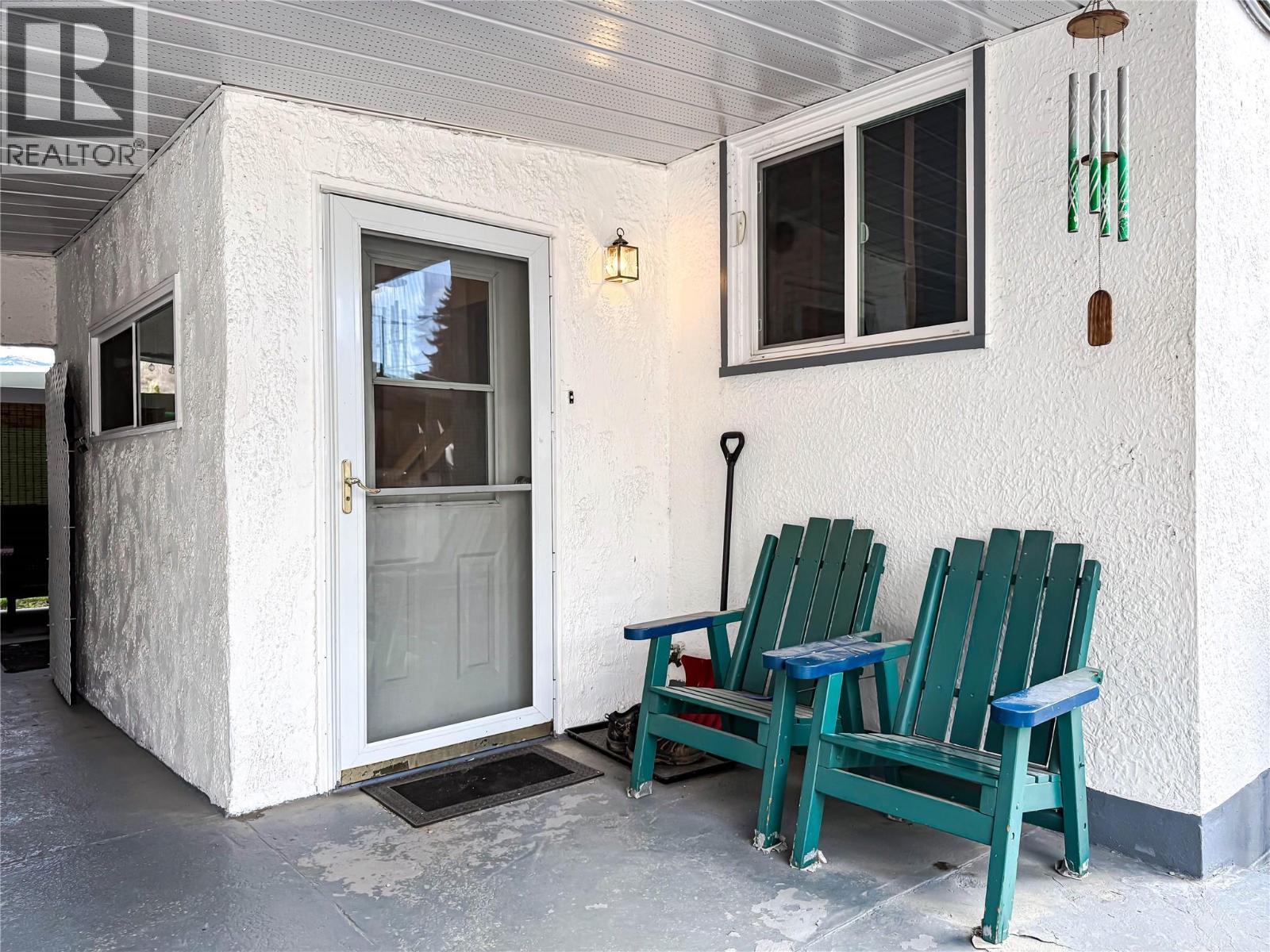 510 10th Avenue, Montrose, British Columbia  V0G 1P0 - Photo 7 - 10380818