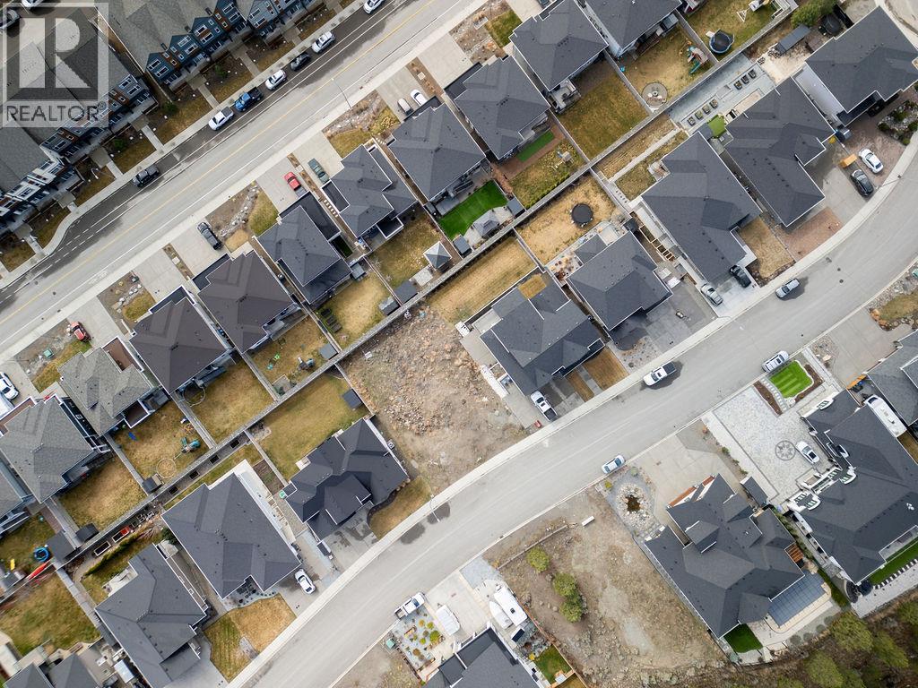 1349 Myra Place, Kamloops, British Columbia  V2E 2E3 - Photo 6 - 10381022