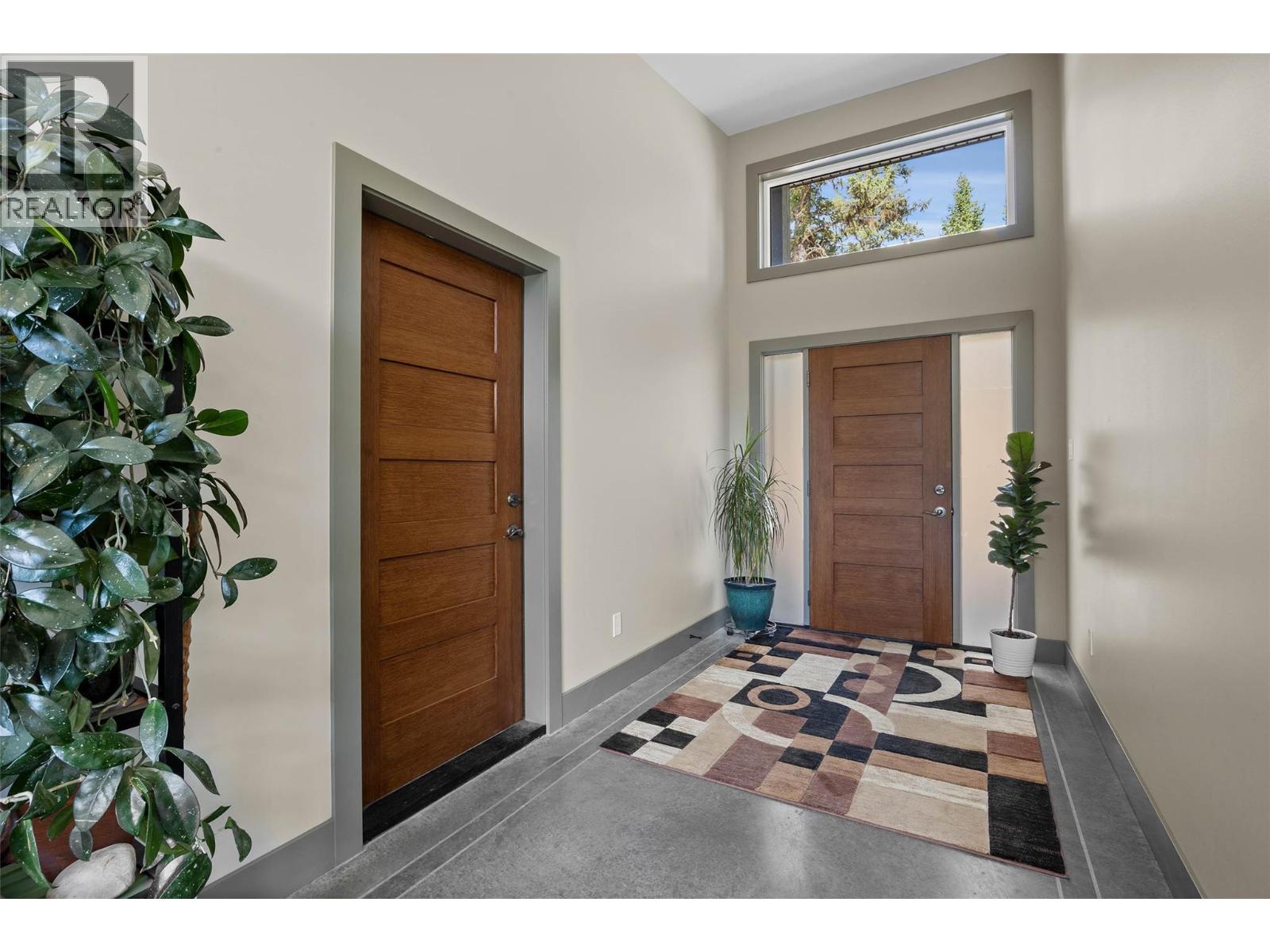 10076 Tranquille-Criss Creek Road, Kamloops, British Columbia  V1S 0B3 - Photo 3 - 10381070