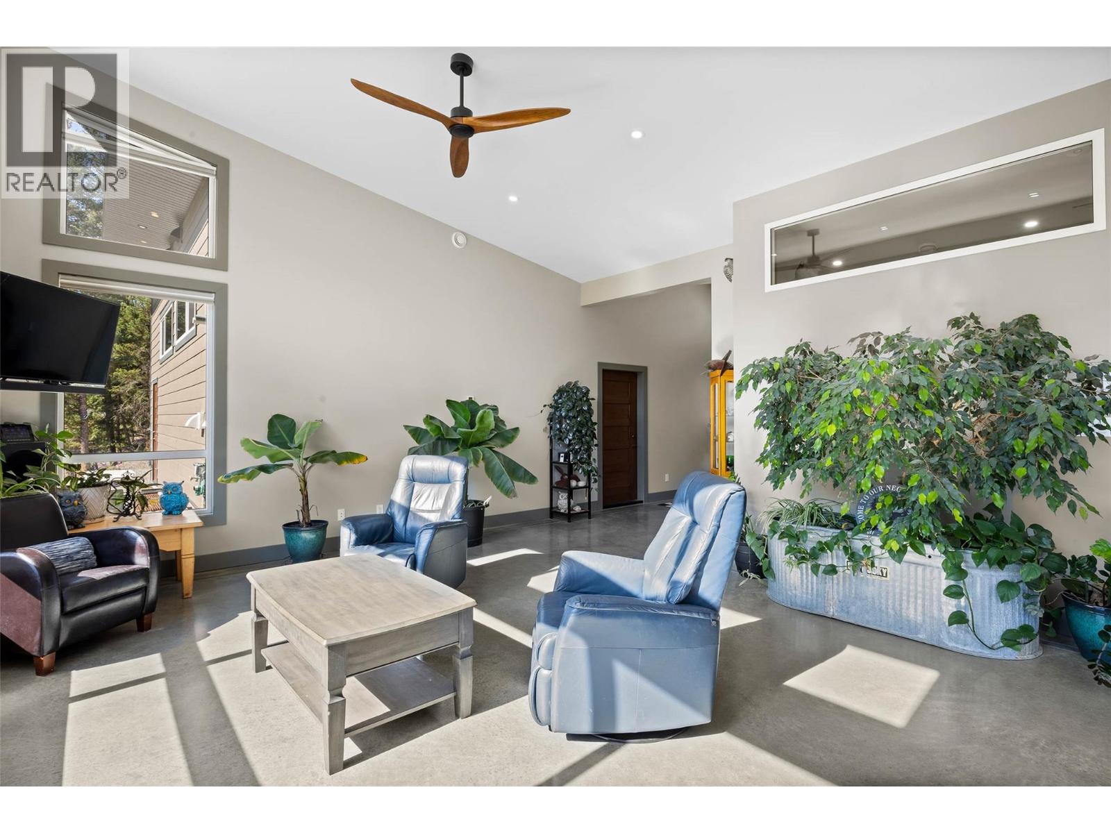 10076 Tranquille-Criss Creek Road, Kamloops, British Columbia  V1S 0B3 - Photo 6 - 10381070