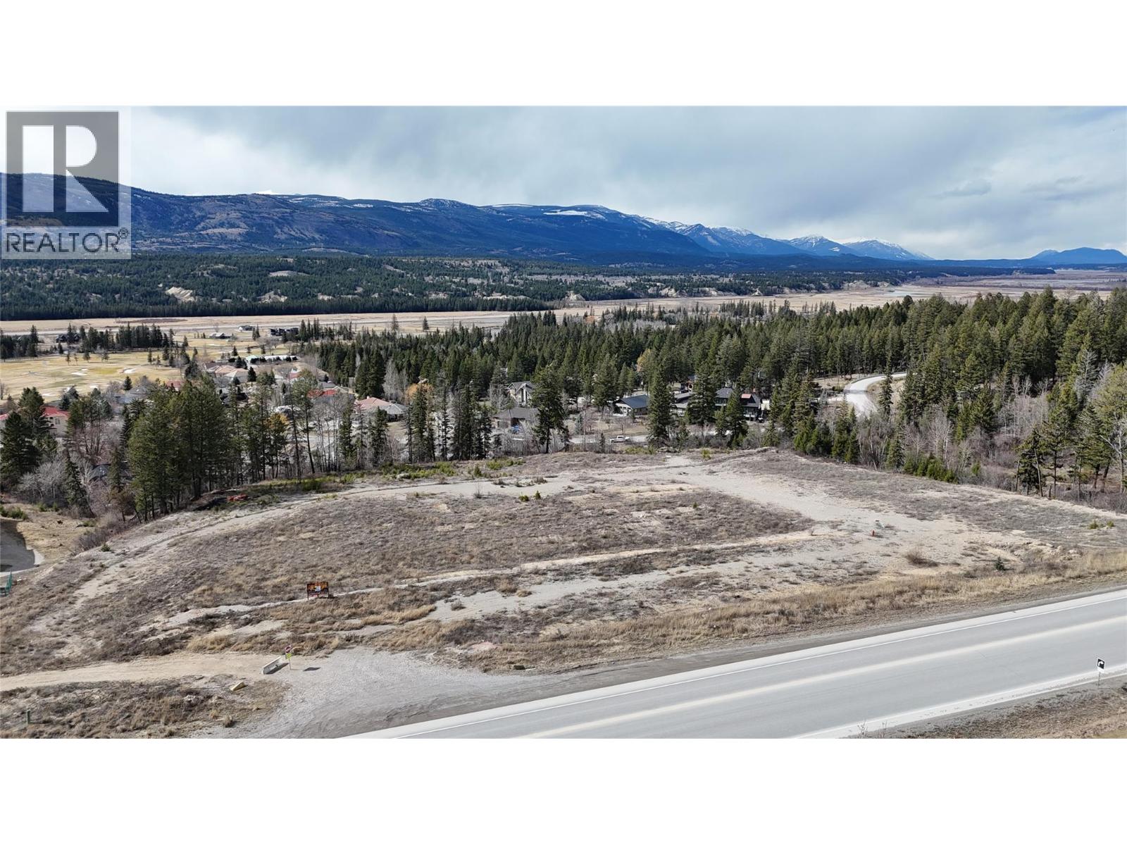 5056 & 5075 93/95 Highway, Fairmont Hot Springs, British Columbia  V0B 1L1 - Photo 2 - 10380951