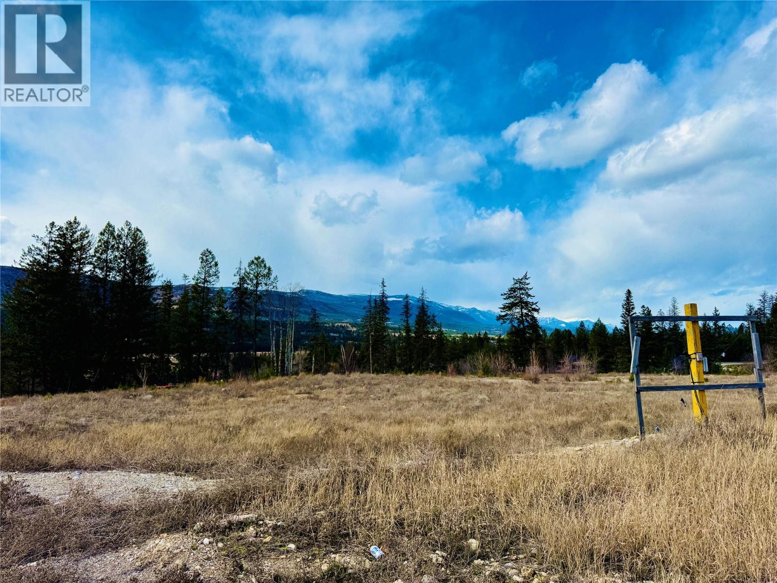 5056 & 5075 93/95 Highway, Fairmont Hot Springs, British Columbia  V0B 1L1 - Photo 6 - 10380951