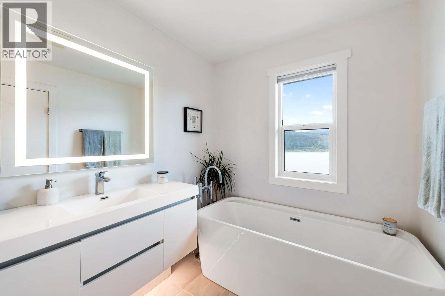 40 Kestrel Place Unit# 12, Vernon, British Columbia  V1H 1S6 - Photo 25 - 10380846