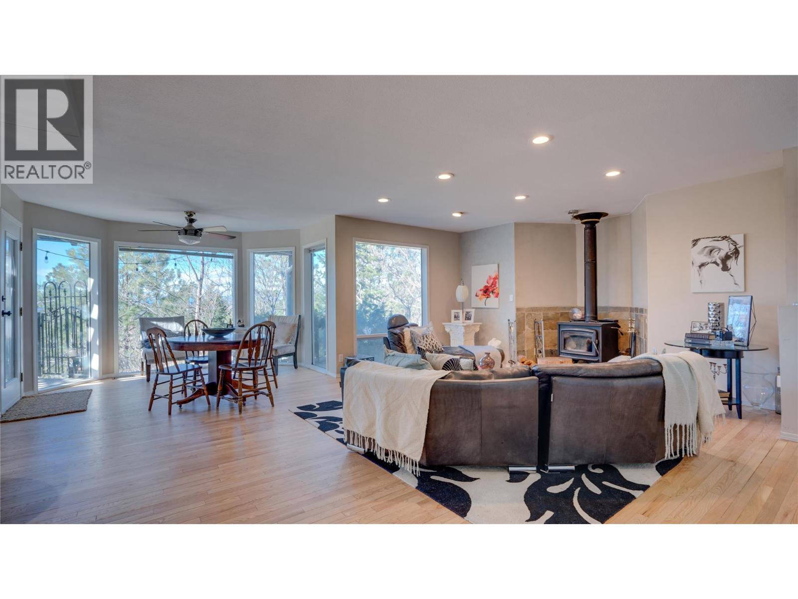 5775 Deadpine Drive, Kelowna, British Columbia  V1P 1A3 - Photo 39 - 10381076