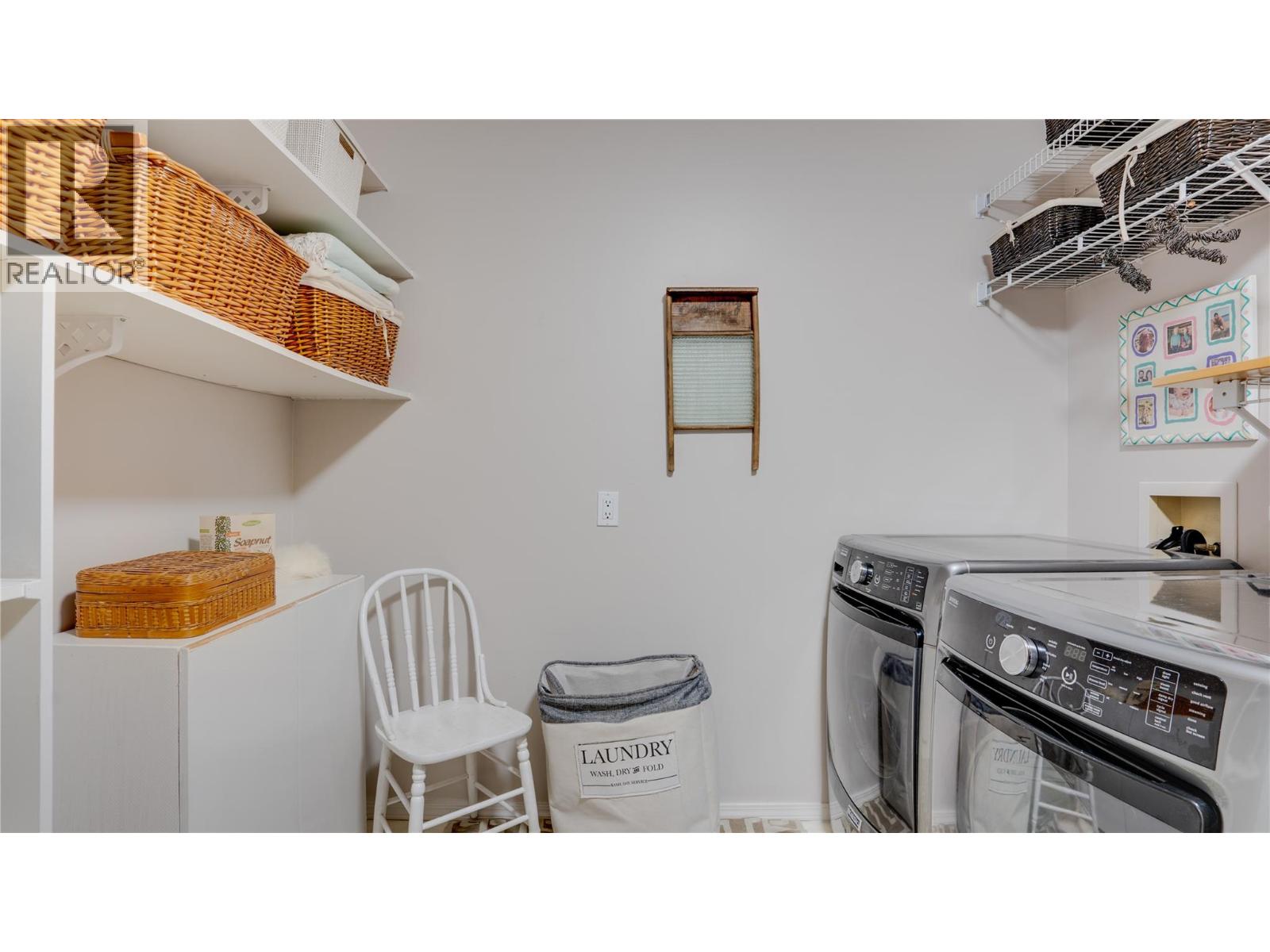 5775 Deadpine Drive, Kelowna, British Columbia  V1P 1A3 - Photo 45 - 10381076