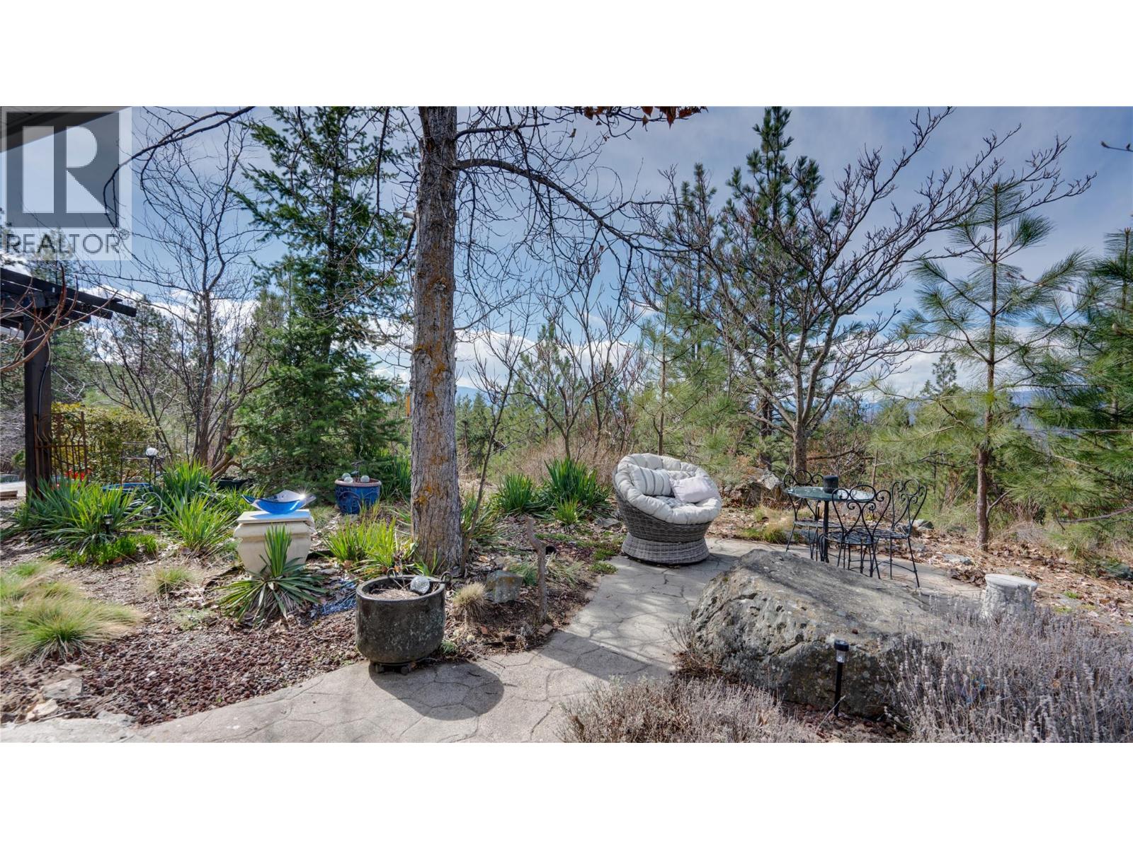 5775 Deadpine Drive, Kelowna, British Columbia  V1P 1A3 - Photo 66 - 10381076