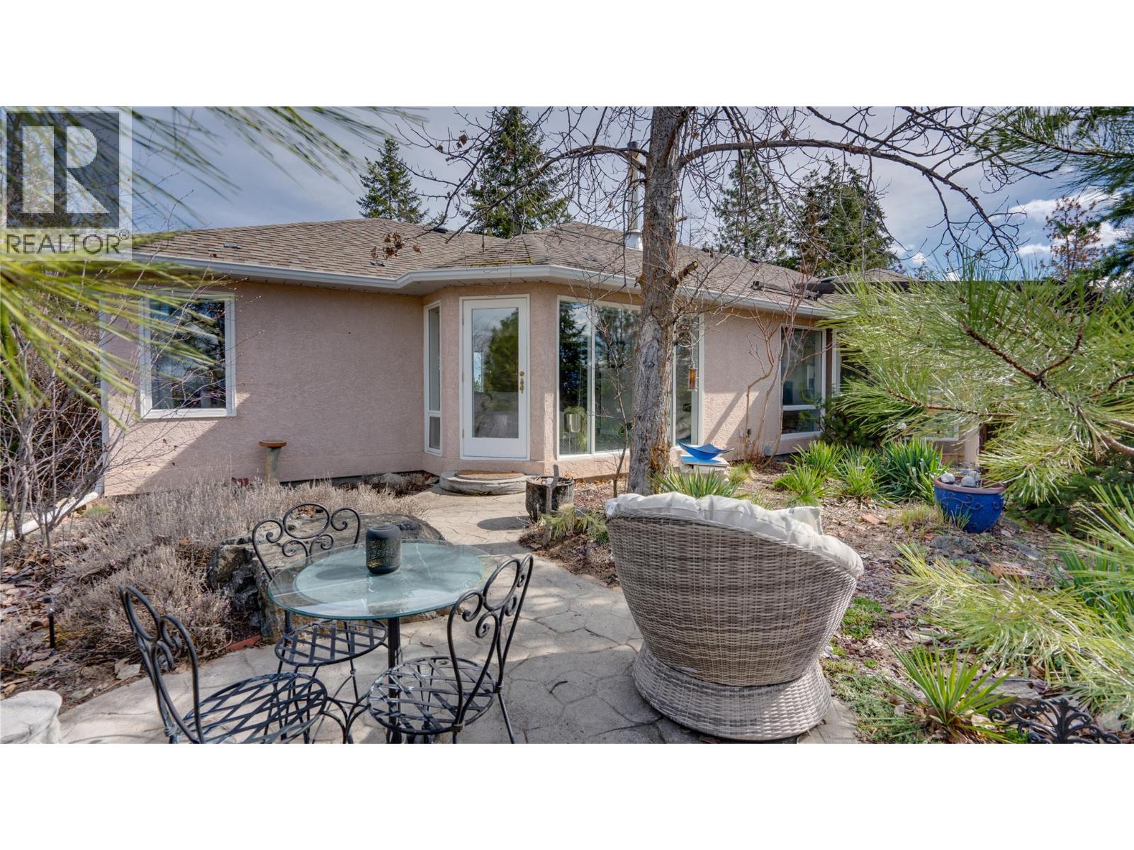 5775 Deadpine Drive, Kelowna, British Columbia  V1P 1A3 - Photo 67 - 10381076