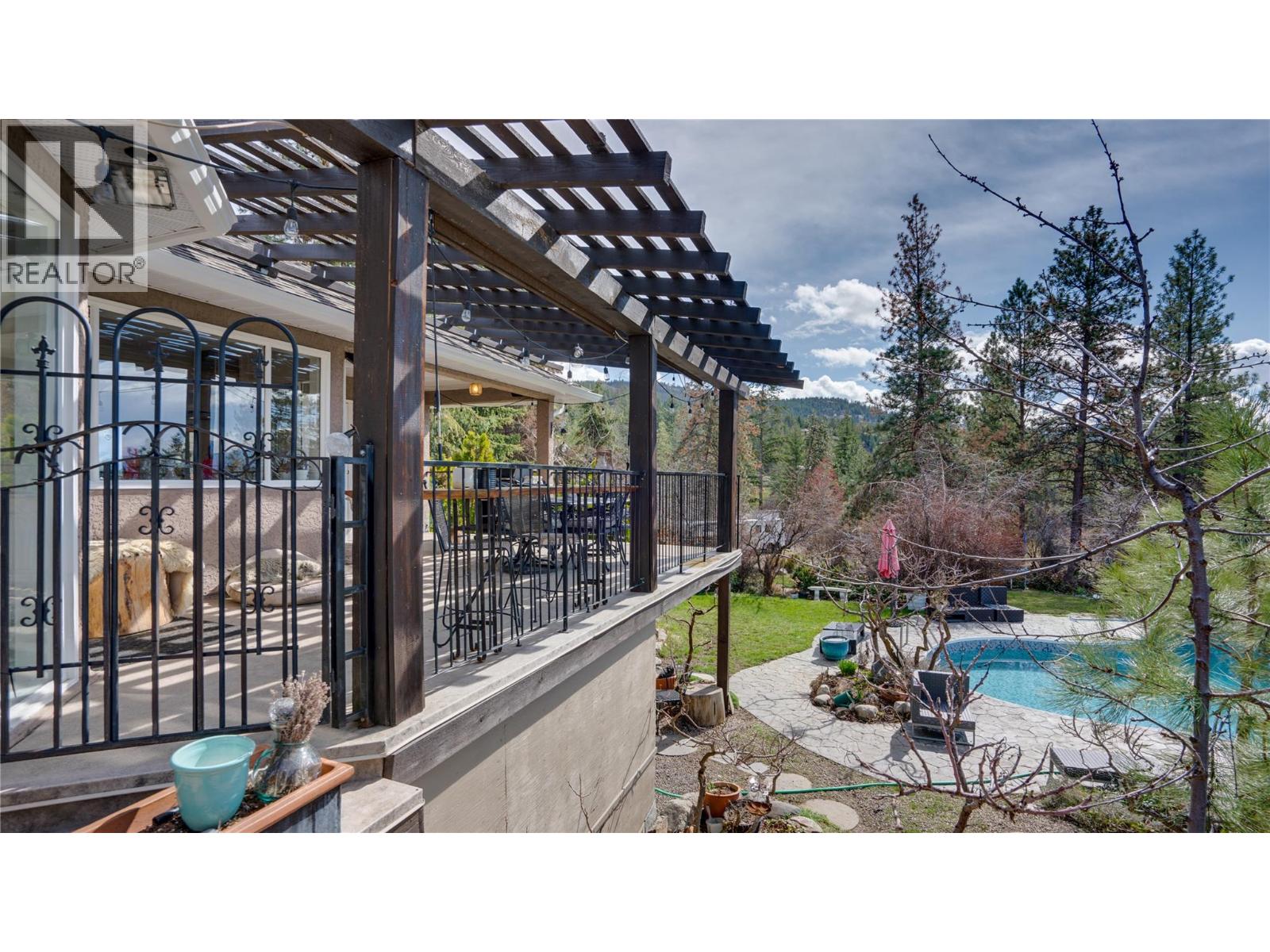 5775 Deadpine Drive, Kelowna, British Columbia  V1P 1A3 - Photo 68 - 10381076