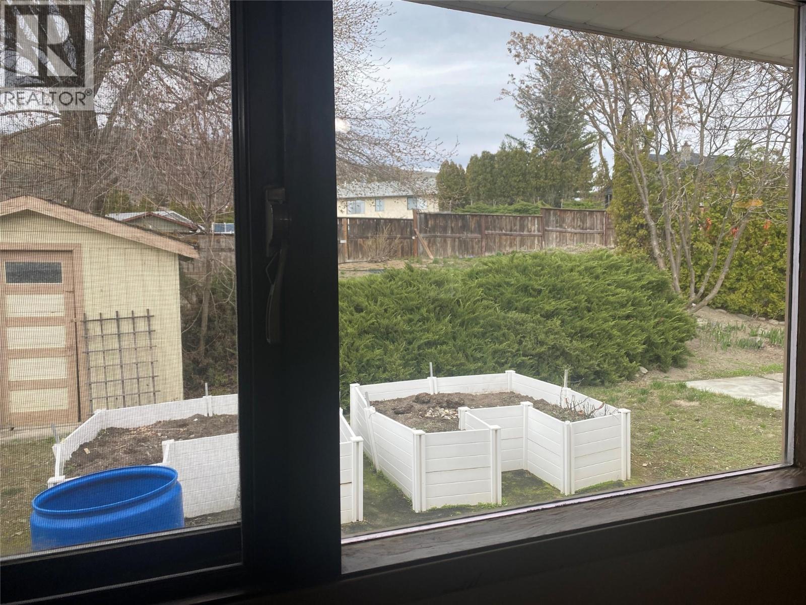 2900 Prospect Drive, Vernon, British Columbia  V1T 8E4 - Photo 21 - 10380754