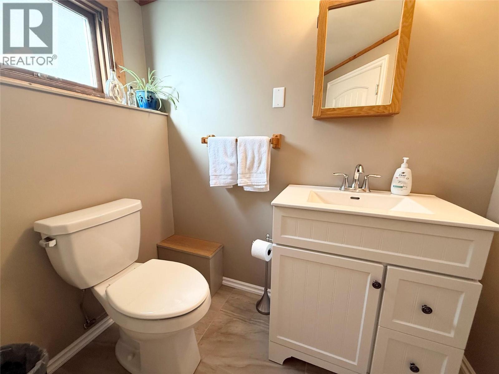 1687 Canford Avenue, Merritt, British Columbia  V1K 1B8 - Photo 34 - 10381038