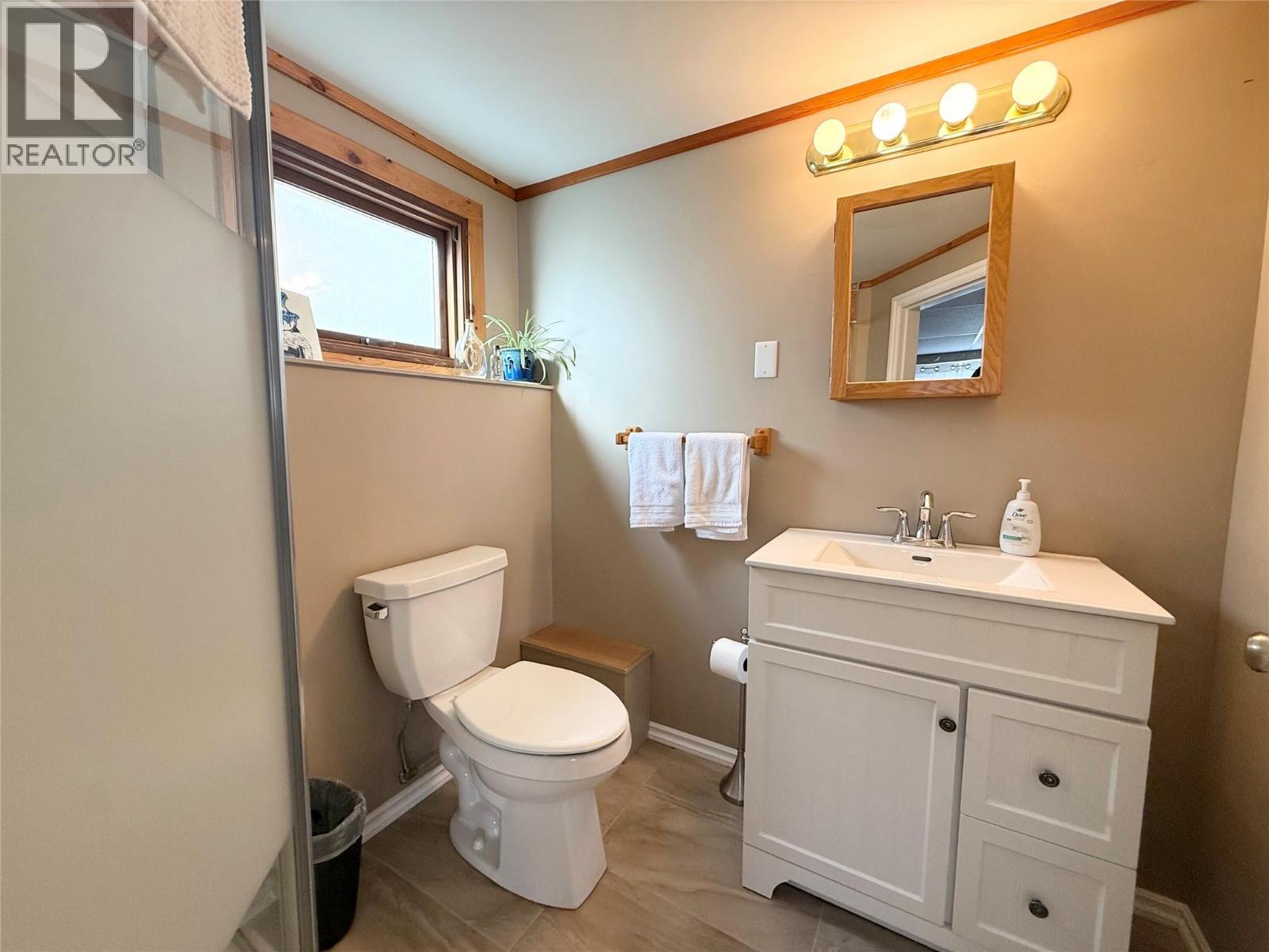 1687 Canford Avenue, Merritt, British Columbia  V1K 1B8 - Photo 35 - 10381038